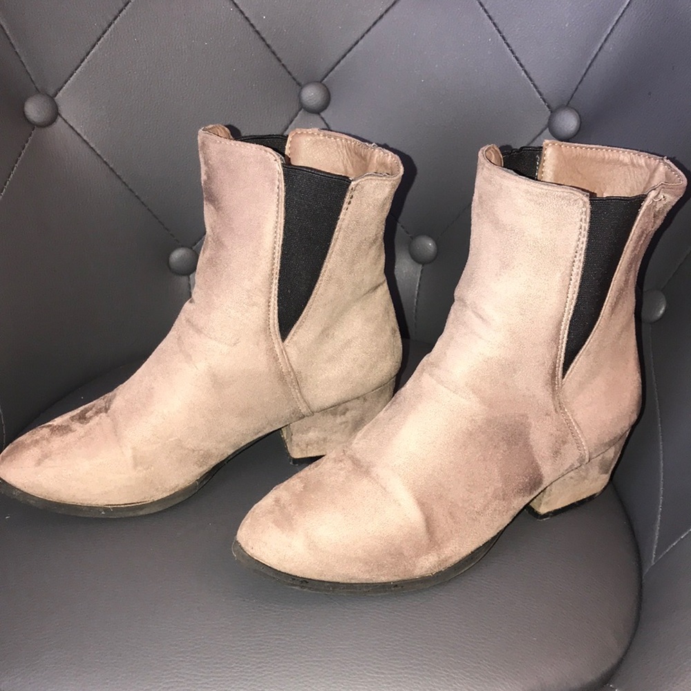 ankle boots